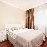 Of The Kings - Solaris Apartamento